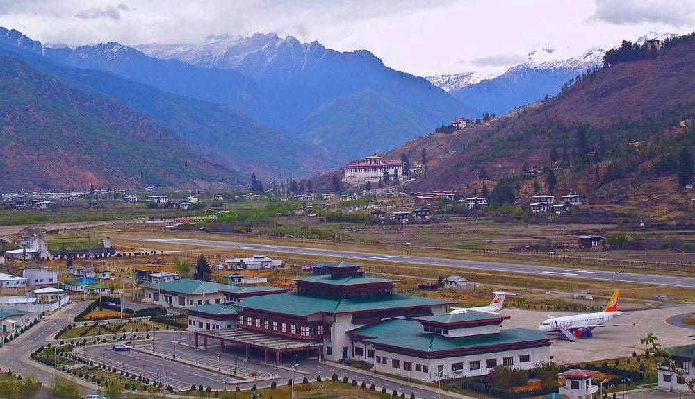 paro airport paro airport